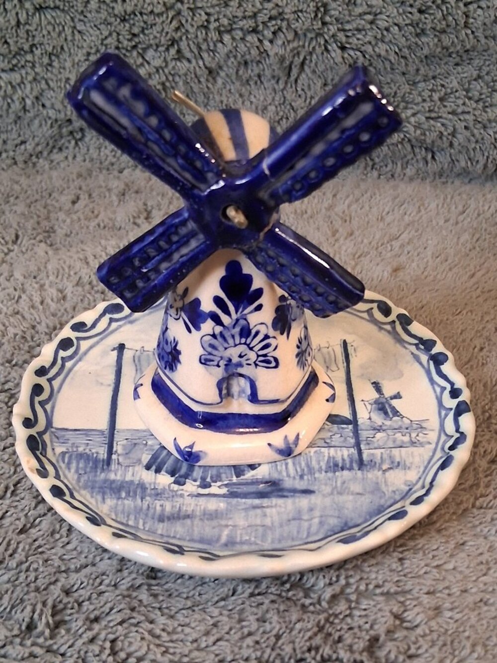 VTG Dutch Delft Blue White Ceramic Windmill Figurine & Laundry Wall Plaque Set